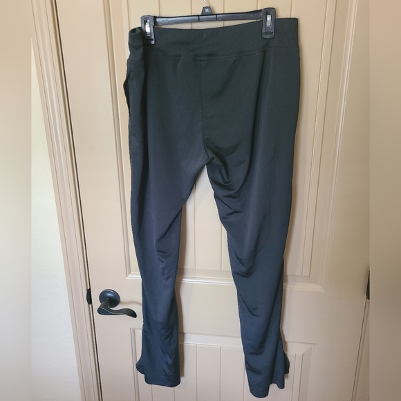 Nike active pants - Picture 2 of 5
